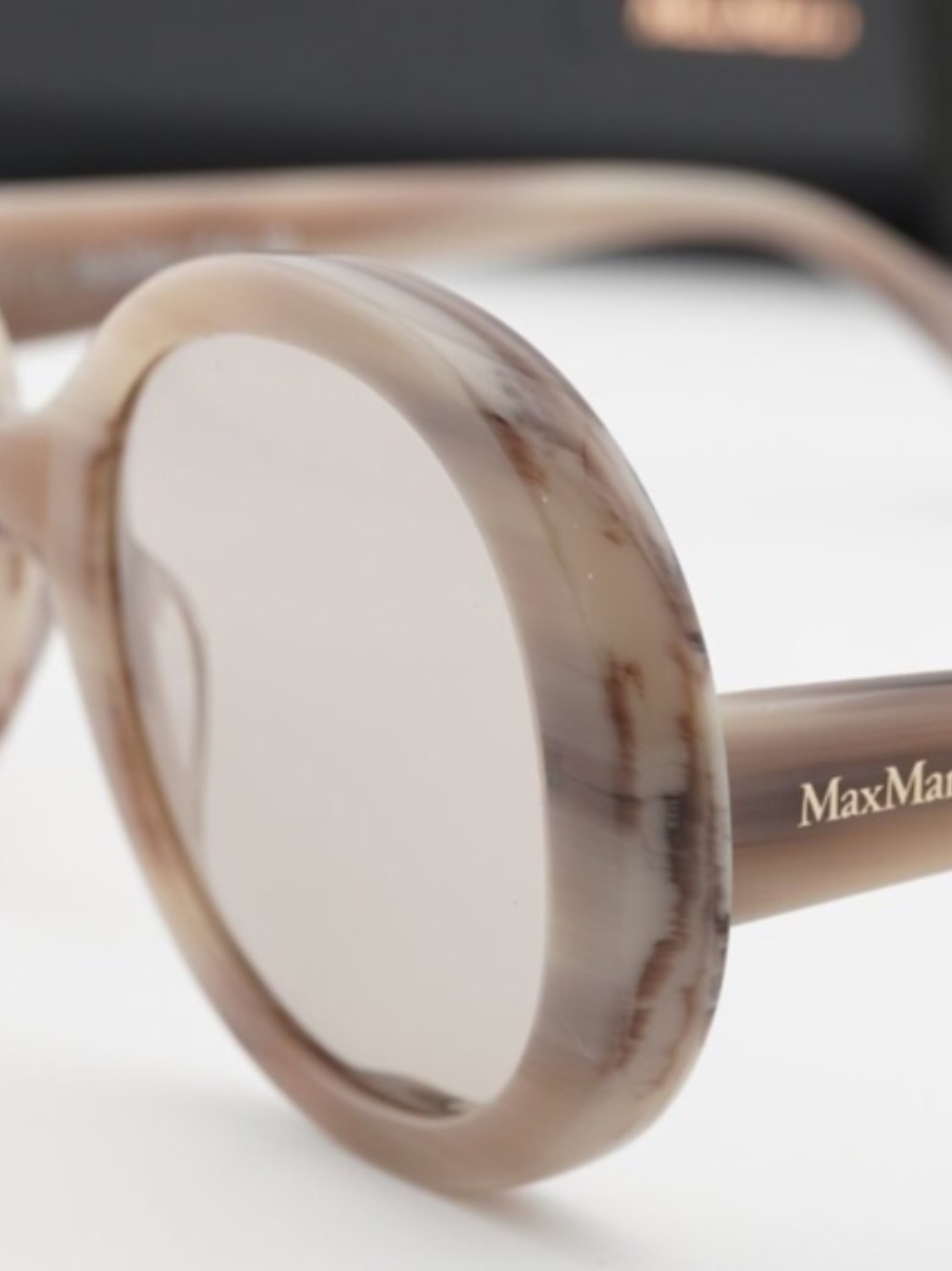 Max Mara Sunglasses, New 225 - Picture 4 of 7